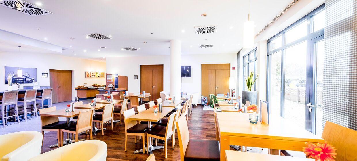 Holiday Inn Express Dortmund 4