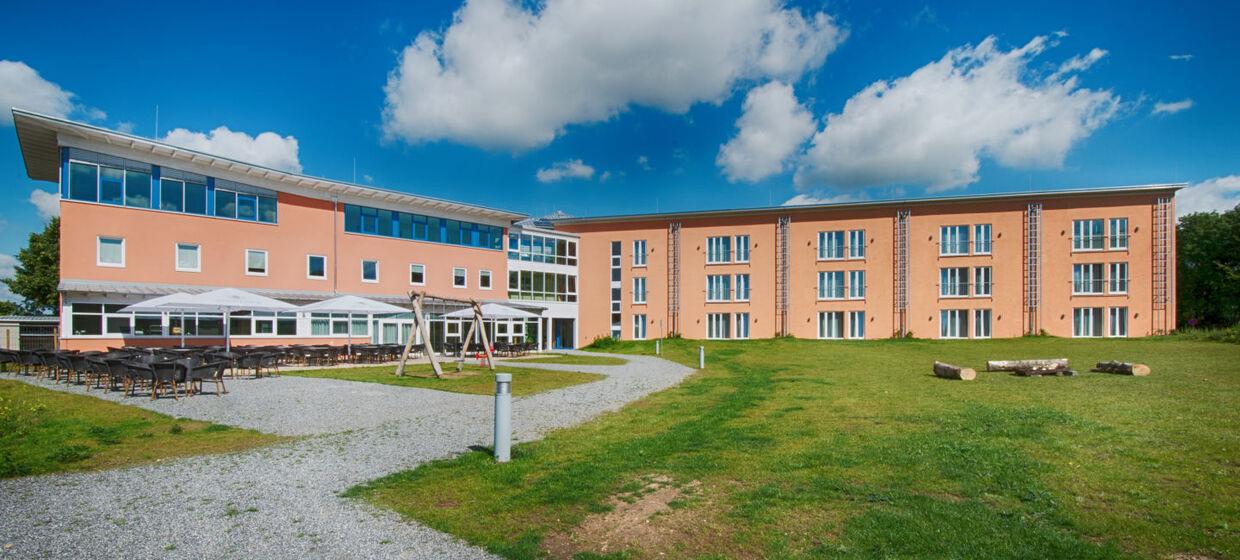 Familienfreundliches Hotel im Brückenkopf-Park 1