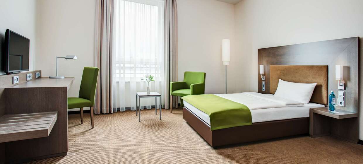 Zentral gelegenes Hotel neben Hauptbahnhof 13