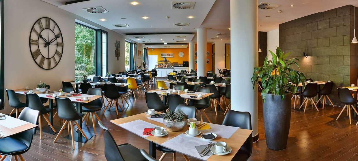 Zentral gelegenes Stadt- und Business-Hotel 94