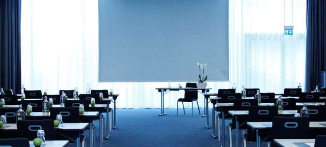 IntercityHotel Frankfurt Airport in Frankfurt 3