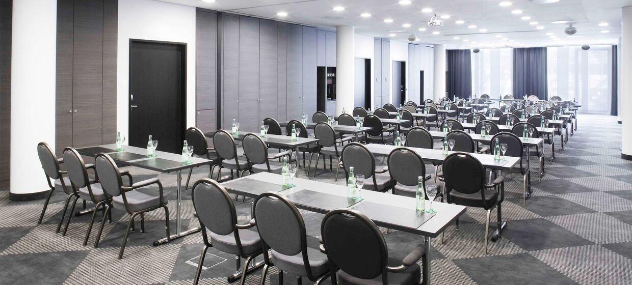 Mövenpick Hotel Stuttgart Airport 12