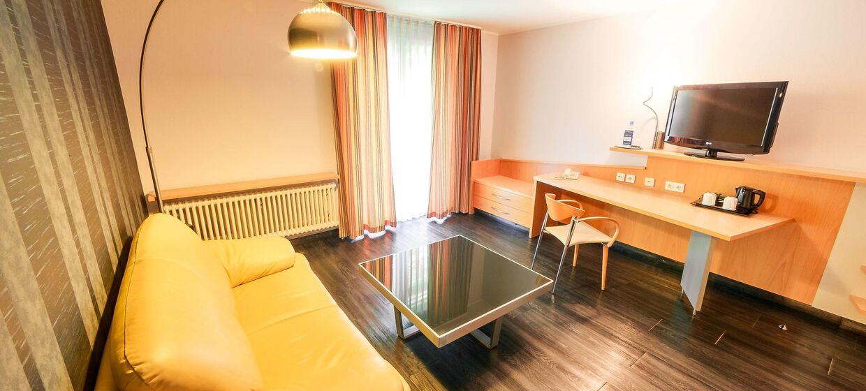 Hotel mit Restaurant, Bar, Fitnessstudio, Sauna 6