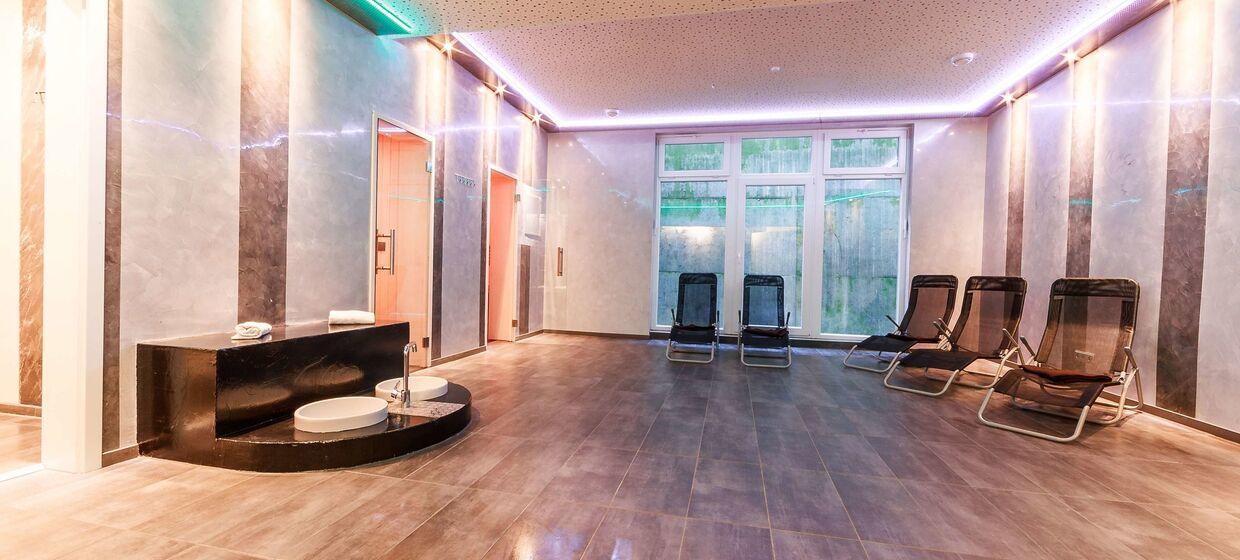 Hotel mit Restaurant, Bar, Fitnessstudio, Sauna 30