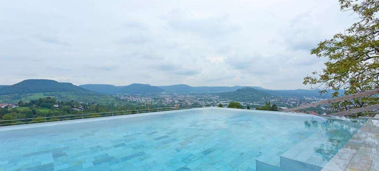 Hotel nahe Stuttgart mit Bergblick 6