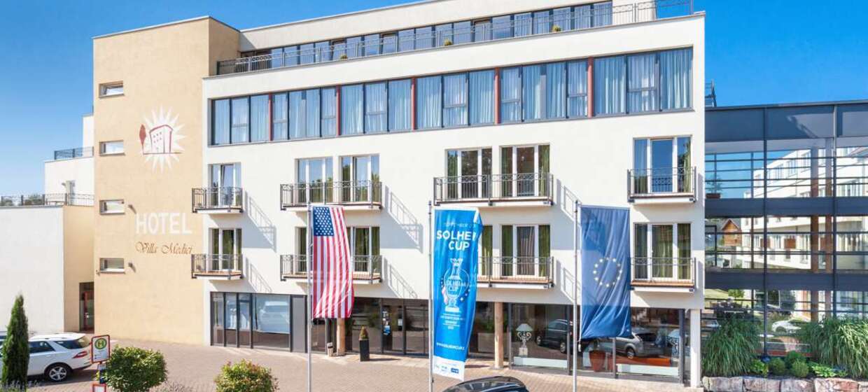 Hotel mit Pools, Fitness, Sauna, Restaurant 1