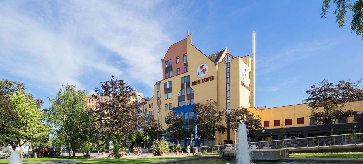 Hotel mit Sauna, Fitnessstudio und Restaurant 1