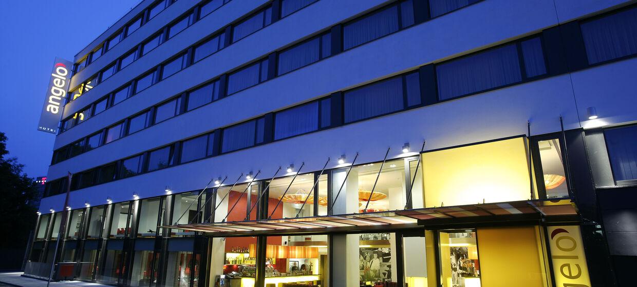 Modernes Hotel mit umfangreichen Annehmlichkeiten 1