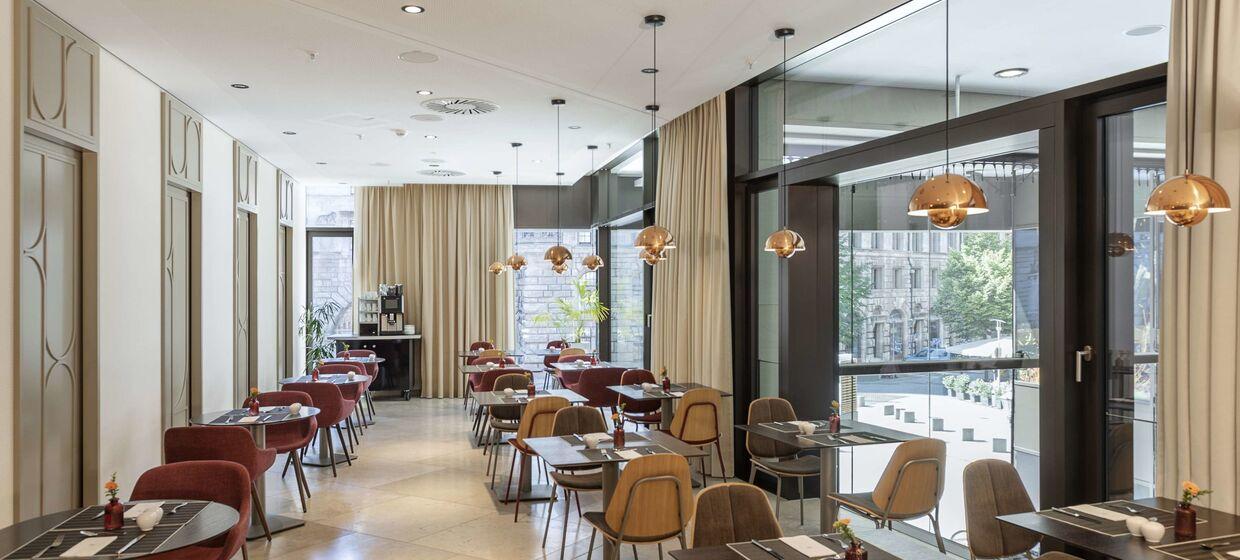 Mitten in Leipzig, moderne Zimmer, Restaurant 16