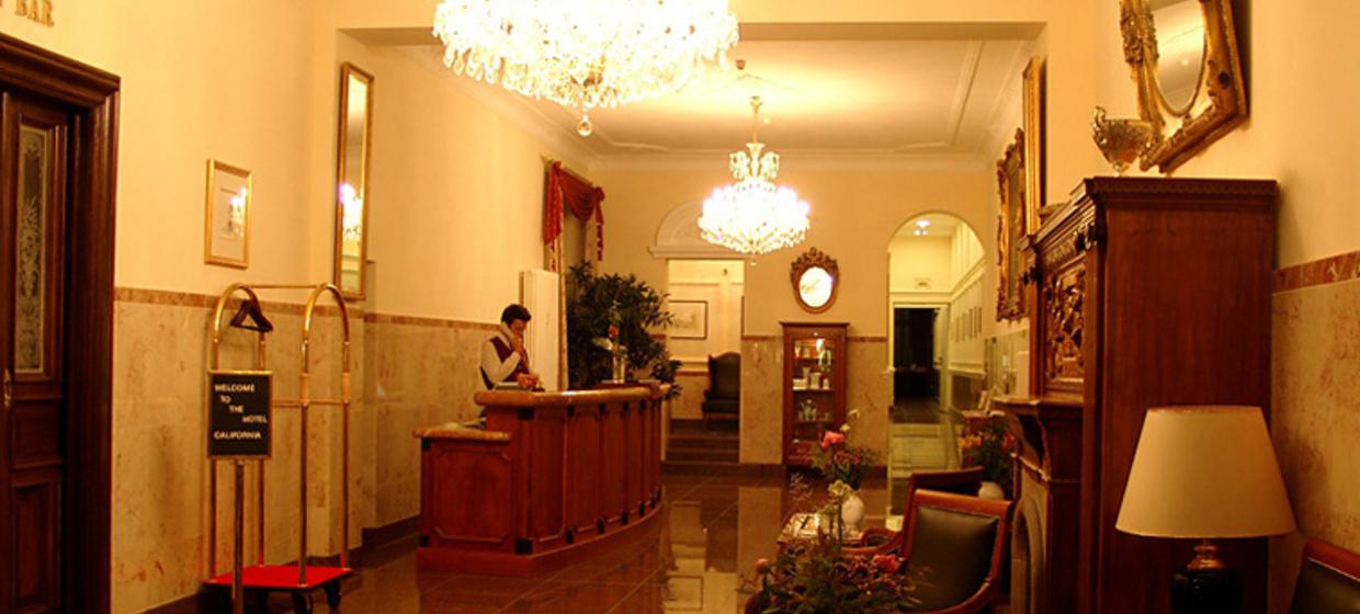 Luxuriöses Hotel am Kurfürstendamm. 3