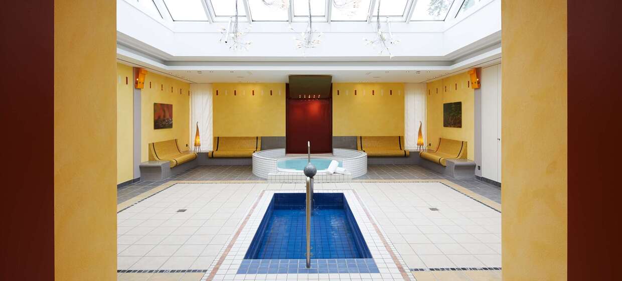 Luxushotel mit Spa, Pools, und Fitness. 8