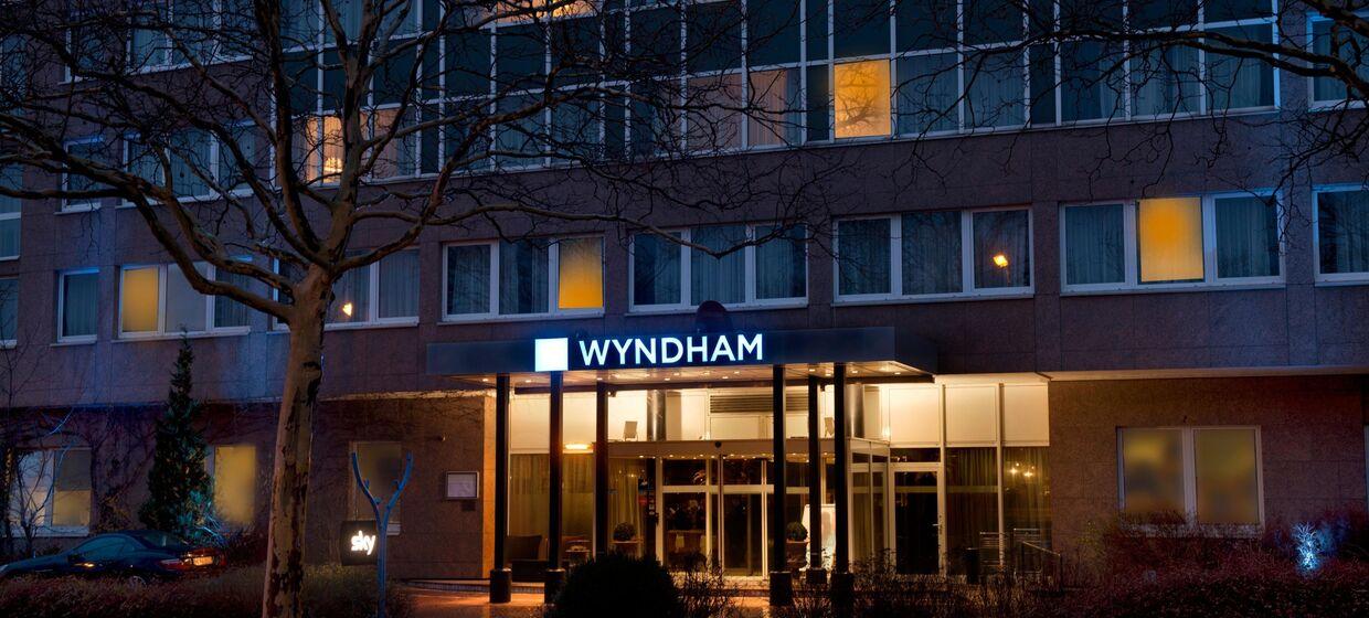 Wyndham Hannover Atrium 9