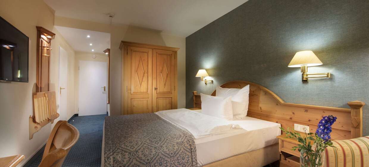 Hotel am Titisee, mit Strandlage 65