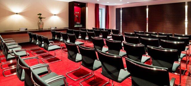 Sheraton Düsseldorf Airport Hotel in Düsseldorf 3