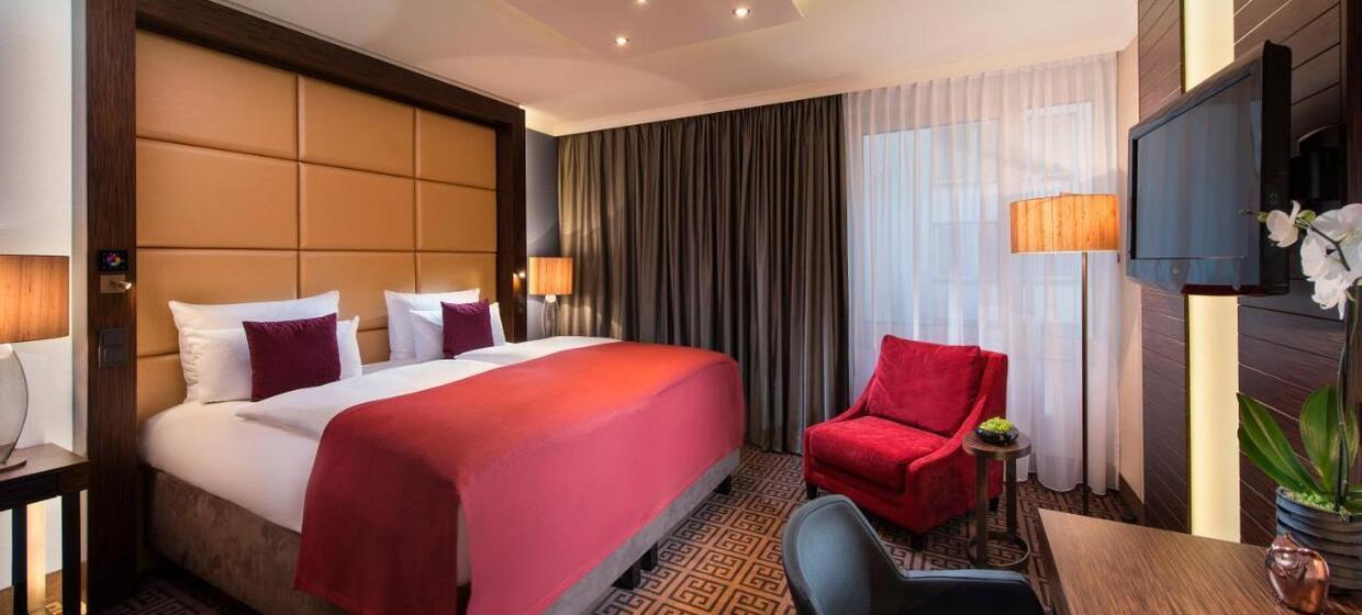 Hotel Palace Berlin 10