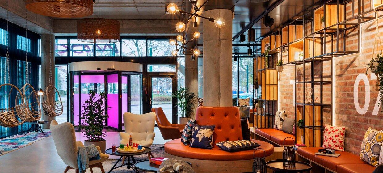 Moxy Düsseldorf Süd 1