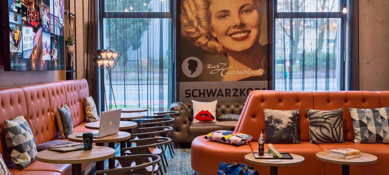Moxy Düsseldorf Süd 6
