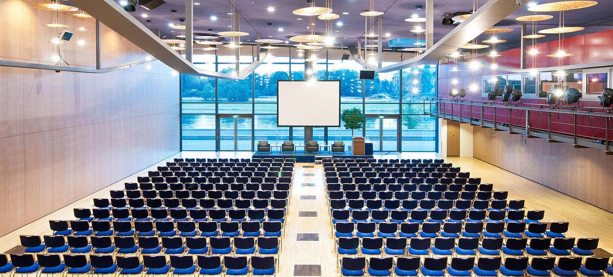 Maritim Hotel & Internationales Congress Center Dresden in Dresden 1