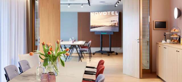Novotel Hamburg Central Station in Hamburg 9