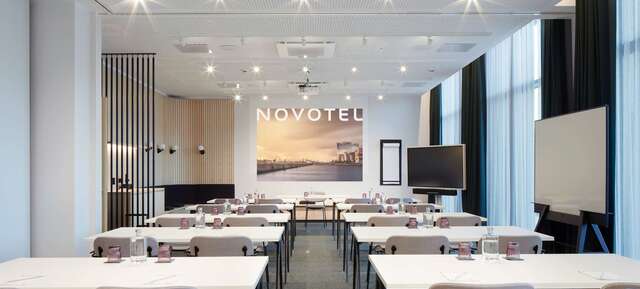 Novotel Hamburg Central Station 2