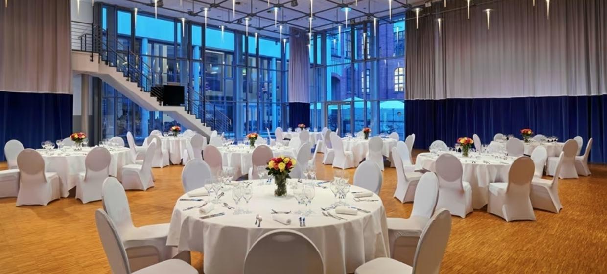 Sheraton Hannover Pelikan Hotel 5