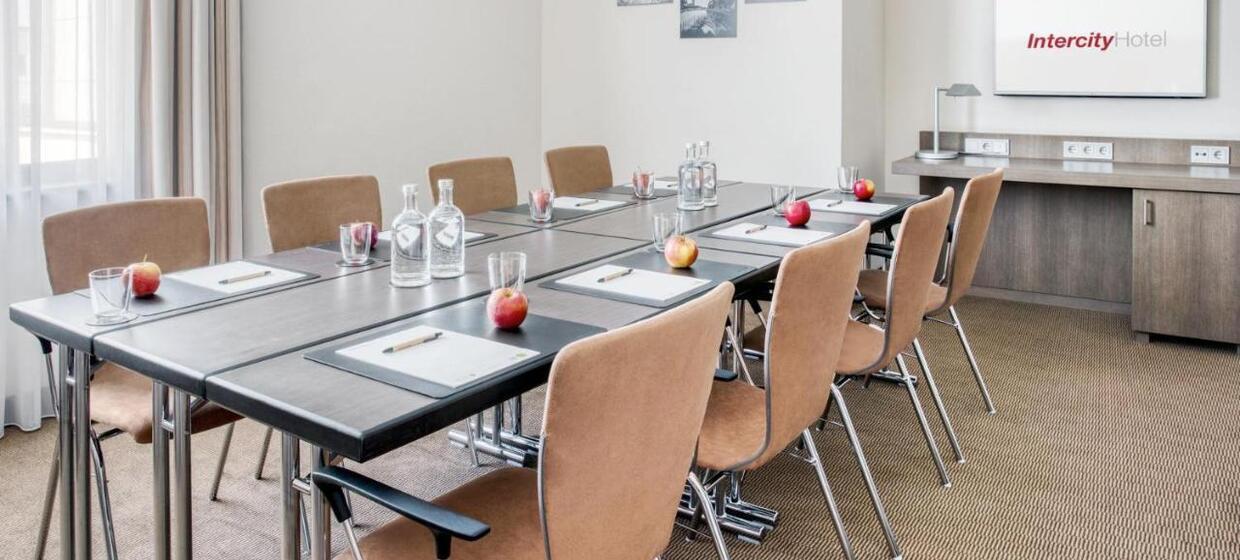 Intercity Hotel Dresden 4