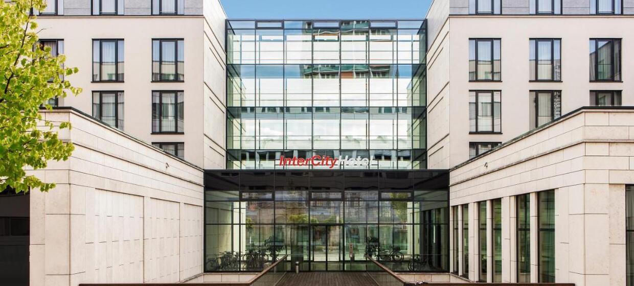 Intercity Hotel Dresden 1