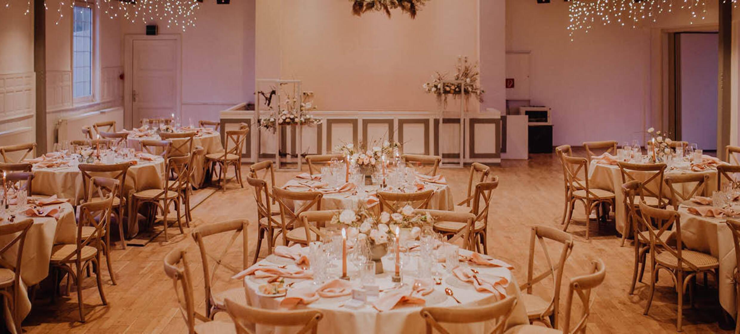 Peak Hotel & Event 2