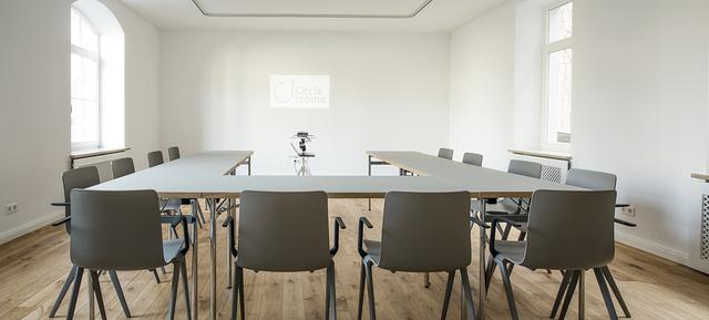 Circle Rooms 1