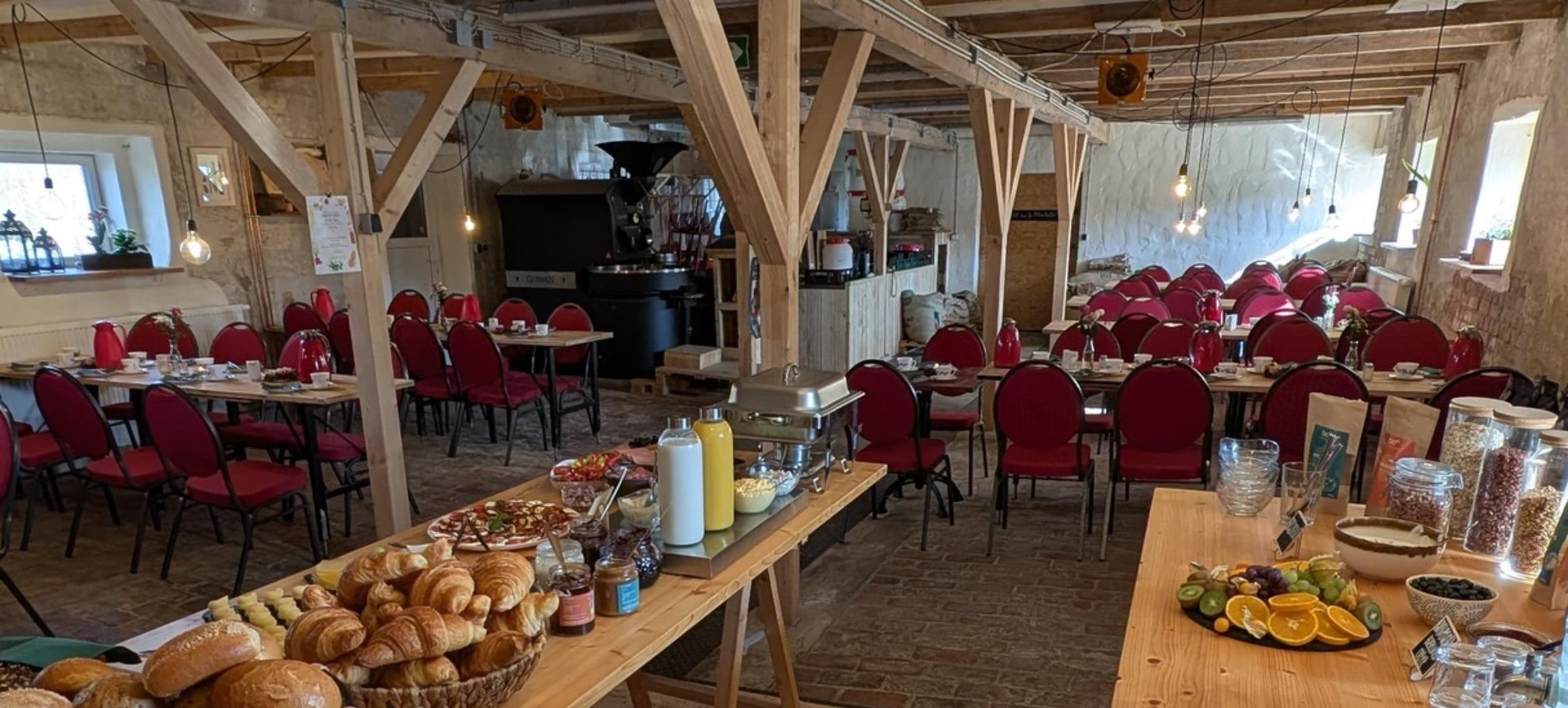 Stall.dich.ein Poppendorf - Großer Saal in Rostock 1