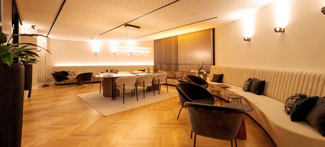 SATELLITE Office Villa Sander Kaminlounge „Stradivari“ in Frankfurt / Westend-Süd 2
