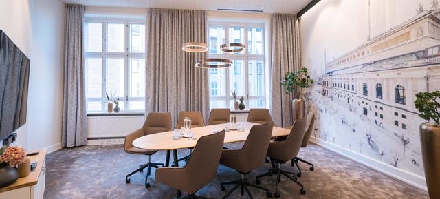 SATELLITE Office Villa Sander Konferenzraum „Römerberg“ in Frankfurt / Westend-Süd 2