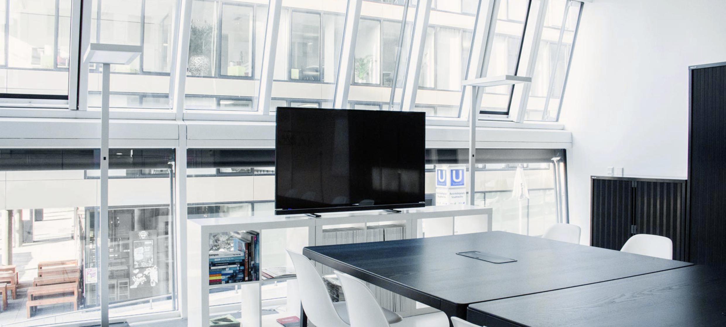 URBAN OFFICES 11
