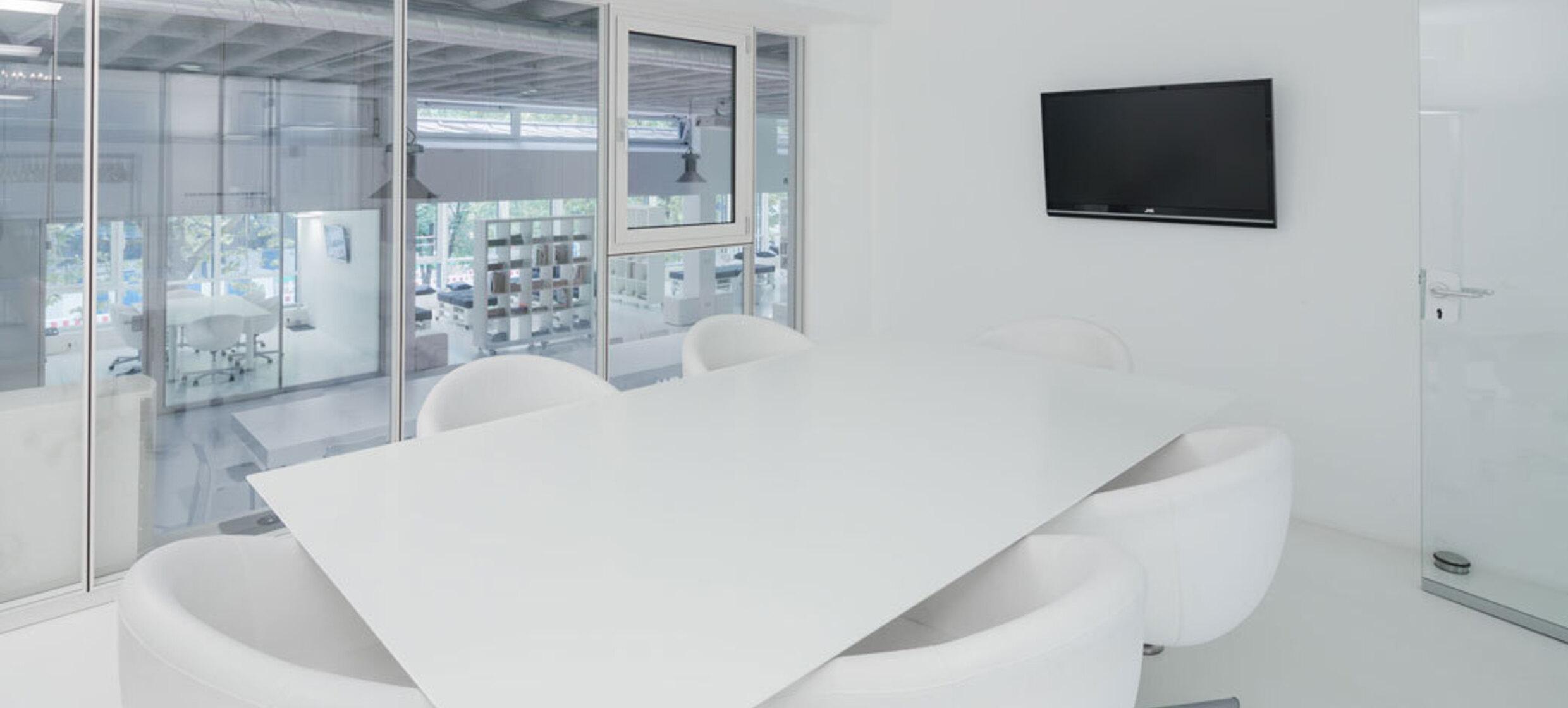 URBAN OFFICES Up in Stuttgart 1