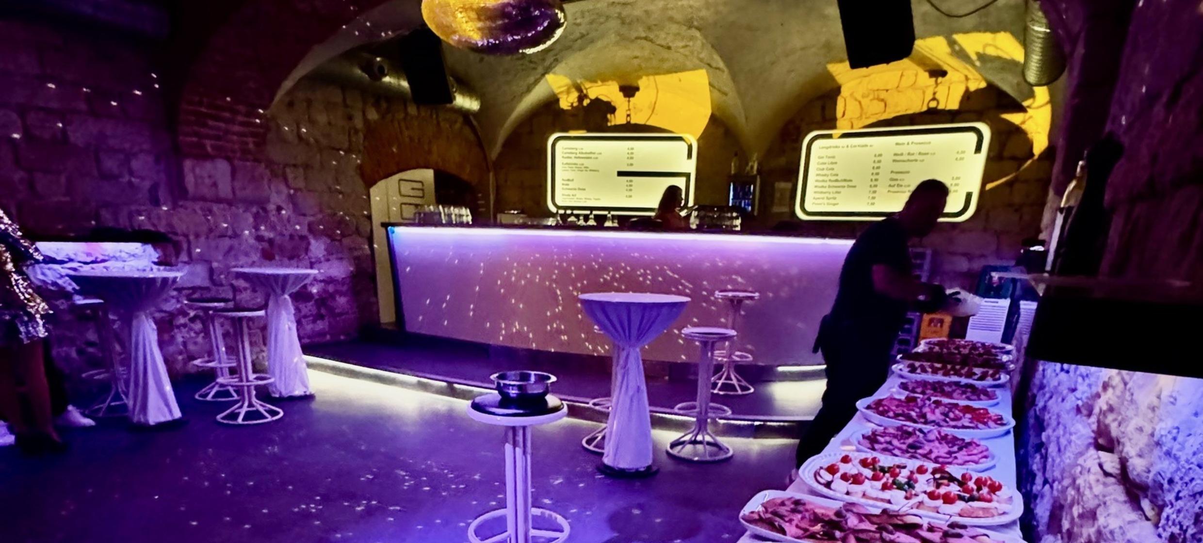 Glory Club Dresden 5