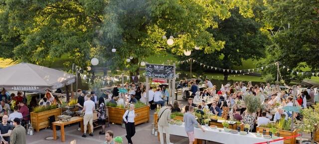 Sommerfest mit BBQ in Planten un Blomen in Park Café Planten un Blomen / Hamburg 2