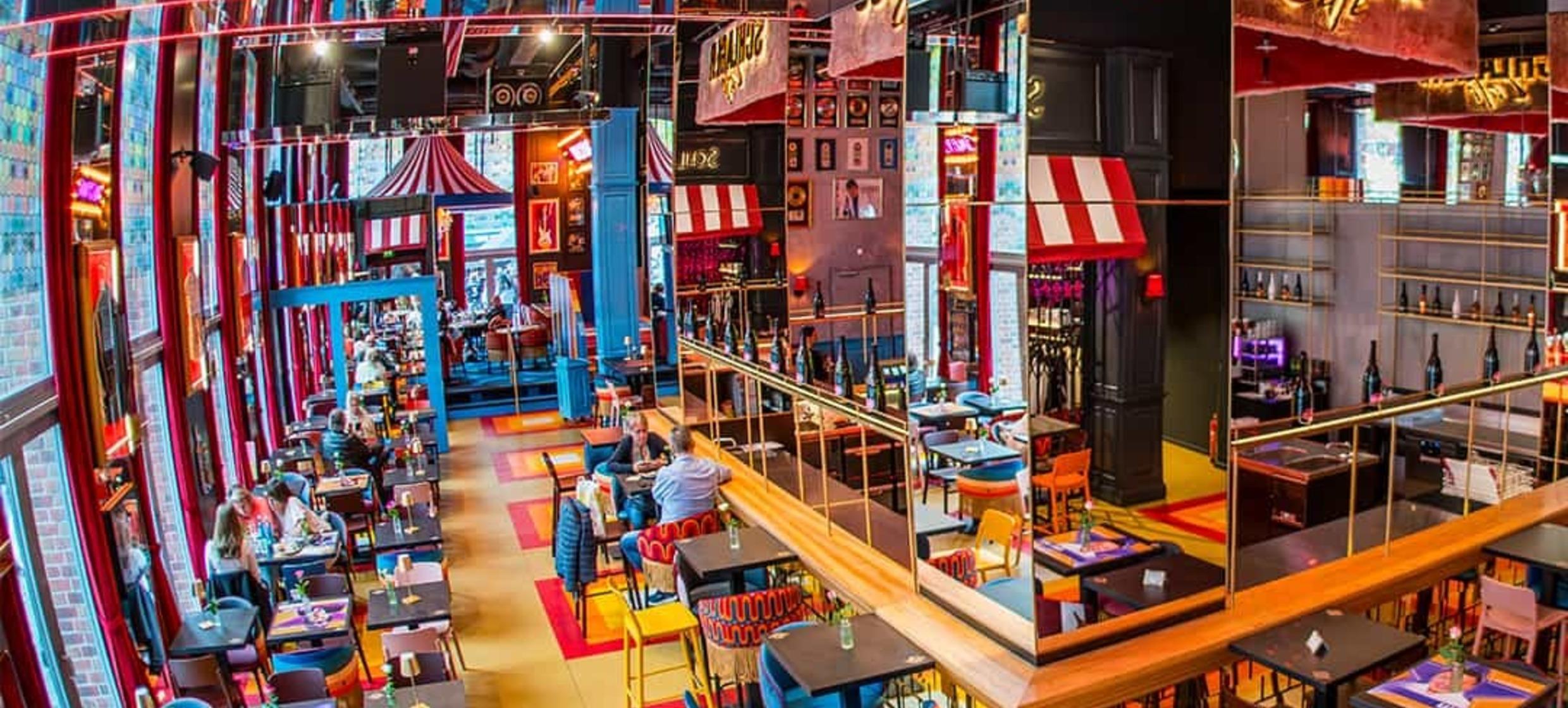 Schlager Cafe Düsseldorf / Henkel Saal in Düsseldorf 1