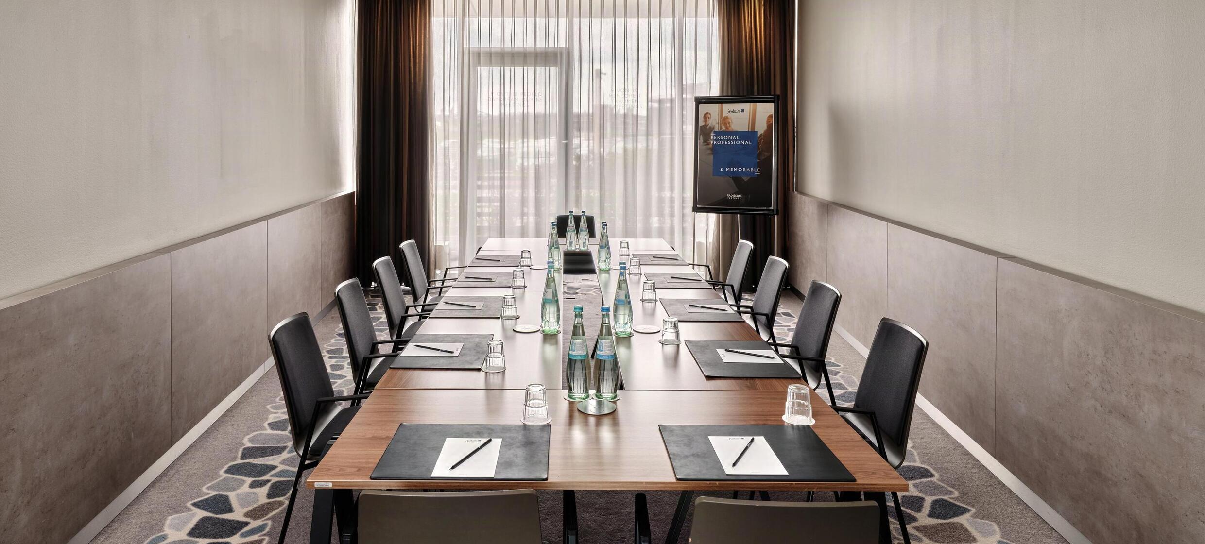 Radisson Blu Hotel, Hamburg Airport 6