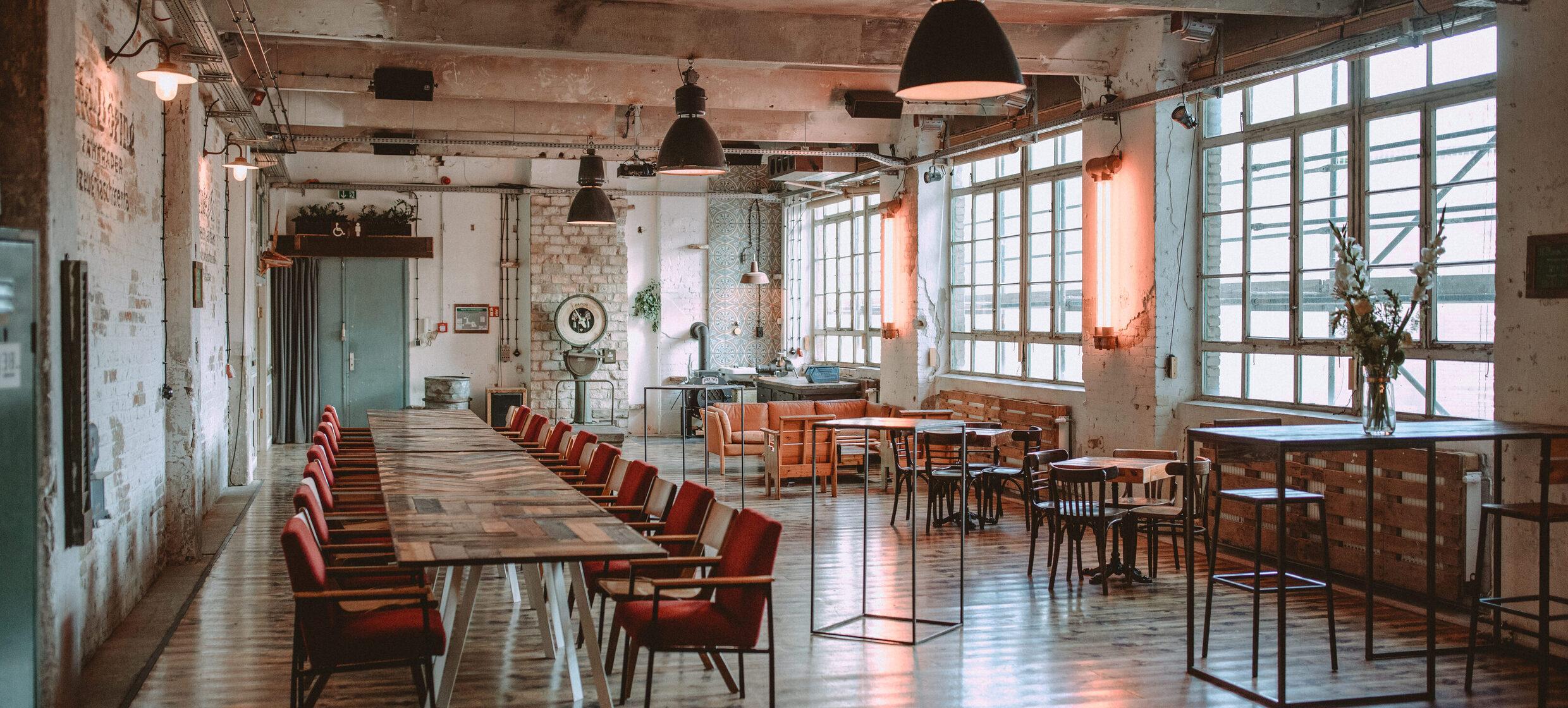 Vintage Vibes Dinner in Fabrik 23 / Berlin 1