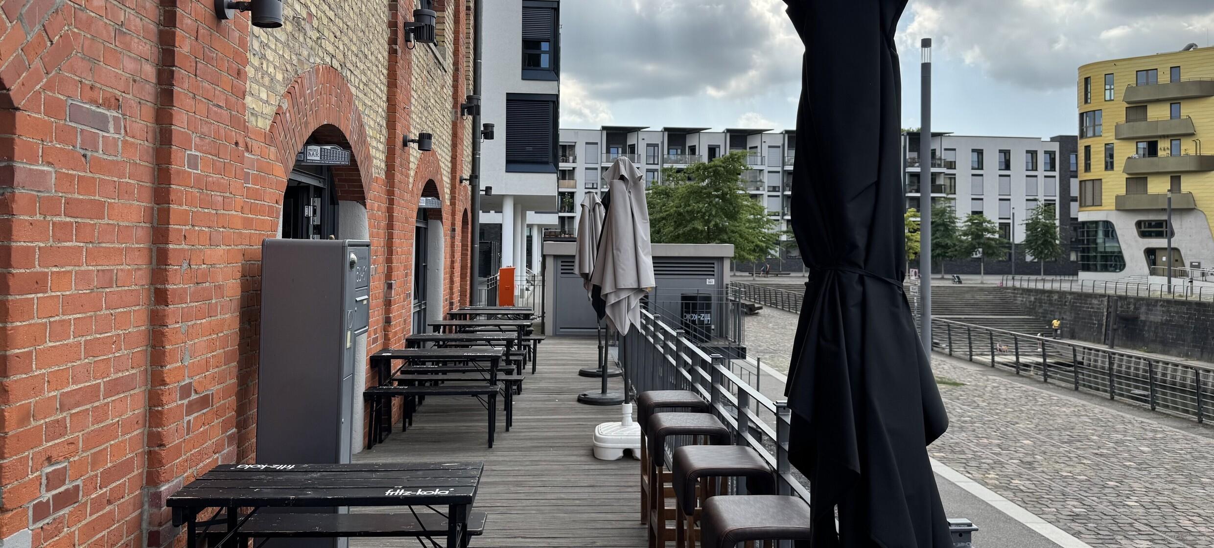 miniBAR am Zollhafen 10