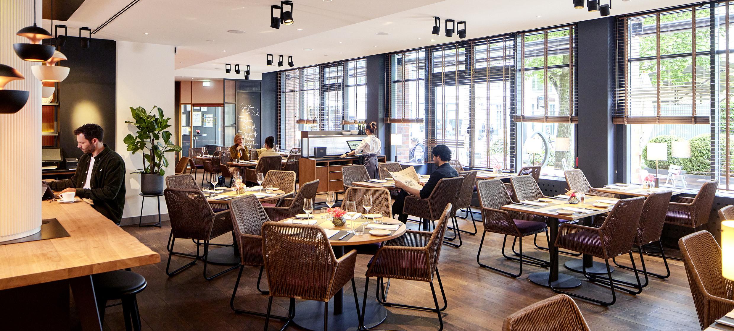 THE MADISON Hotel Hamburg 5