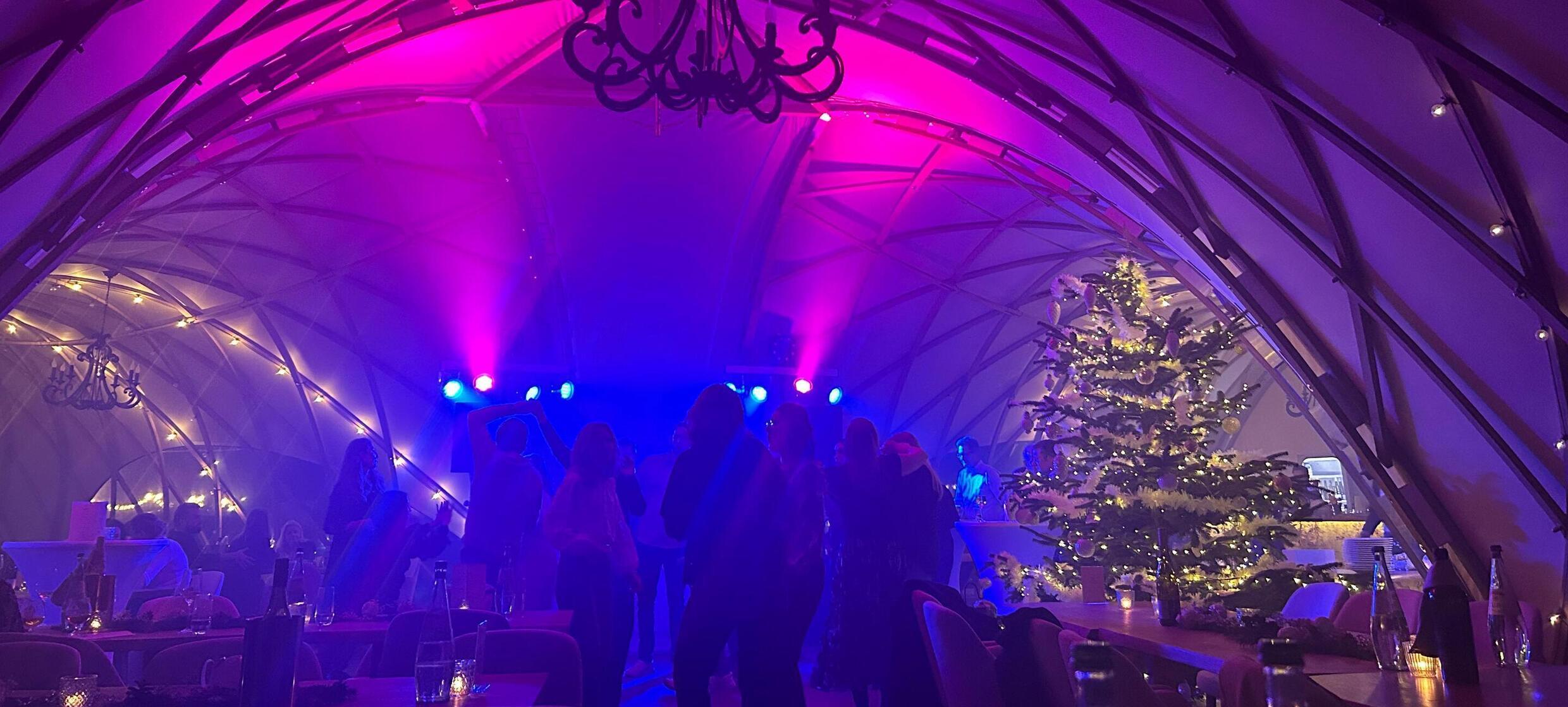 Weihnachtsfeier im Pavillon 2