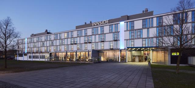Weihnachtsfeier im INNSiDE Bremen in INNSIDE Bremen / Bremen 2