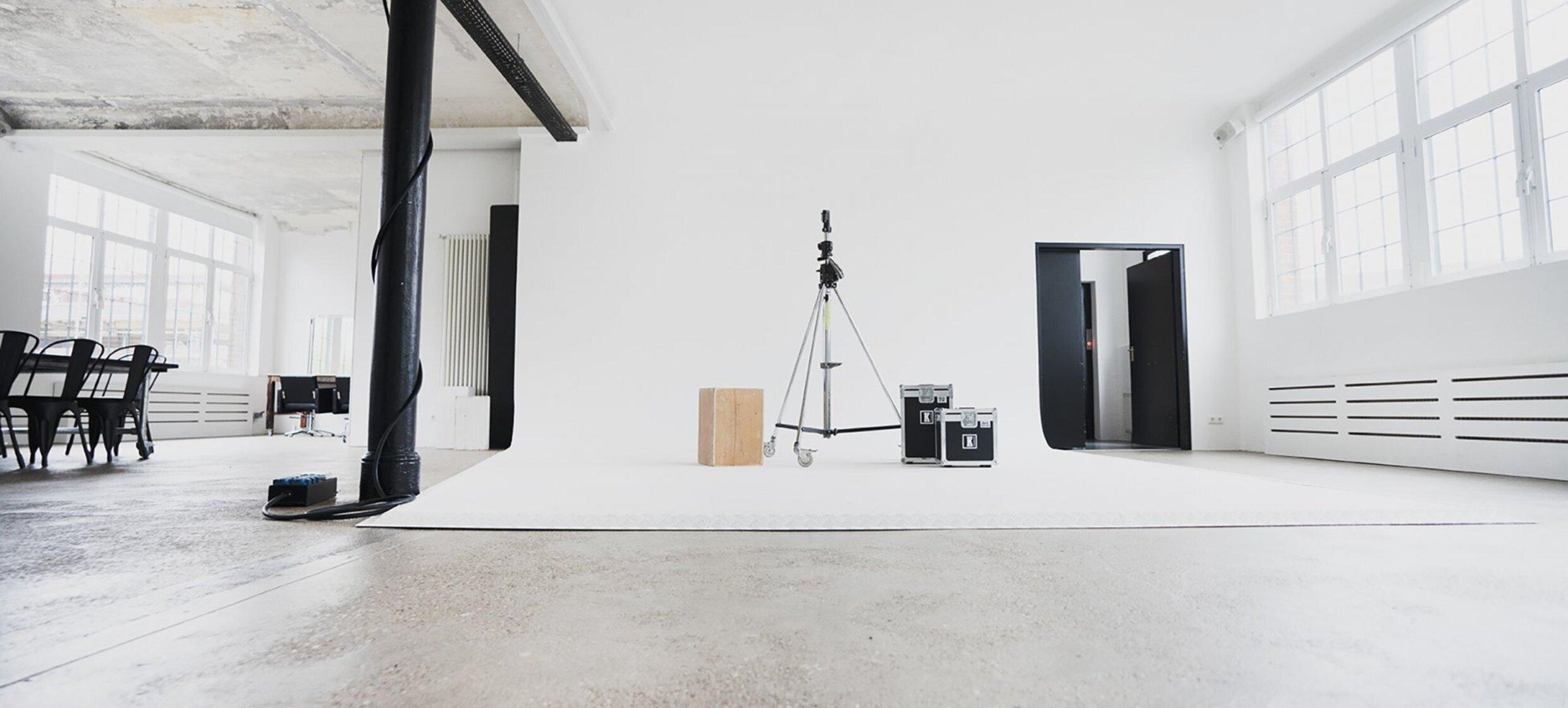 Highnoon Studios 4