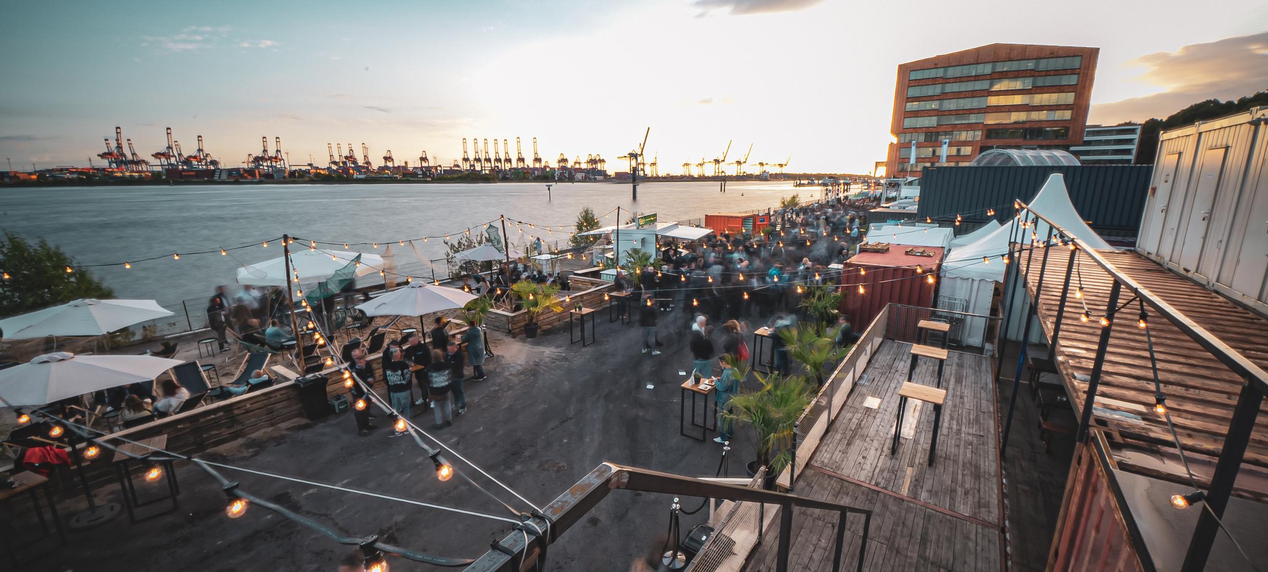 Platz am Fischereihafen in Hamburg 1