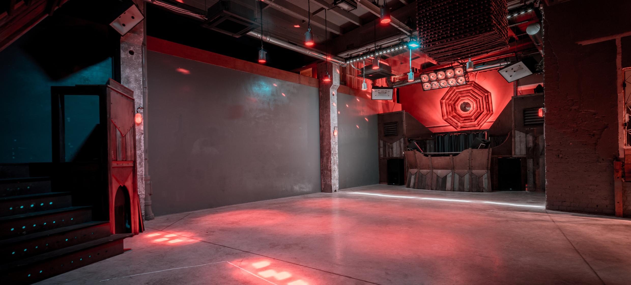 DSTRKT 3
