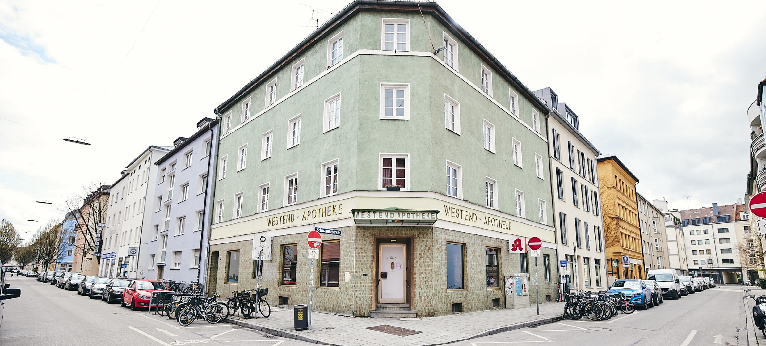 Alte Westend Apotheke in München 1
