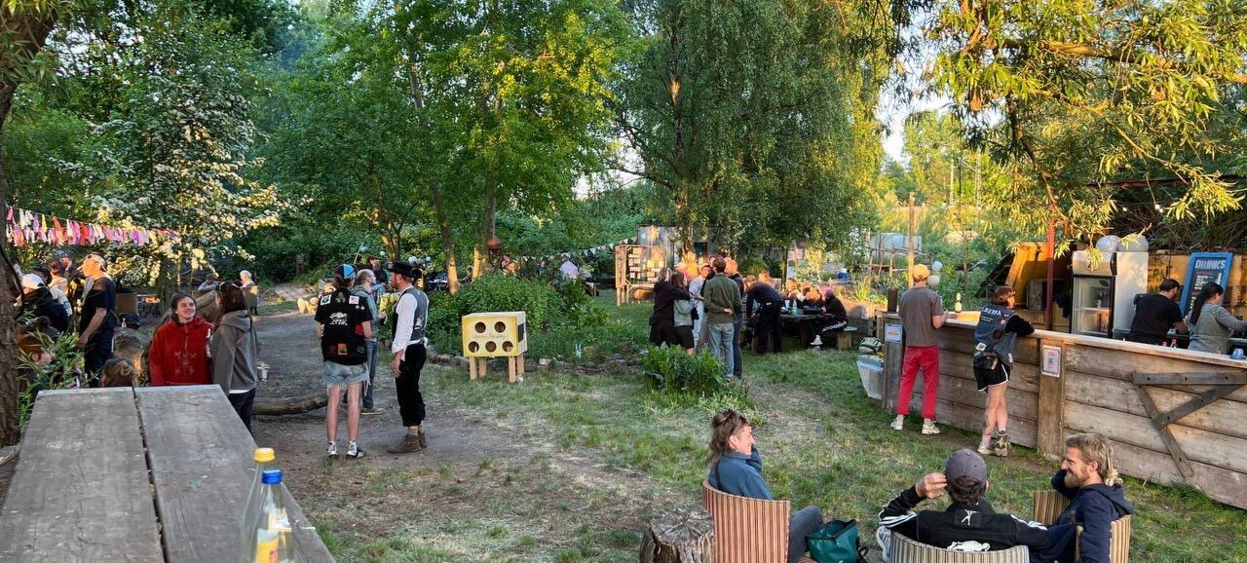 Minitopia Summer Escape – Raus aus dem Büro, rein ins Grün (II) in Minitopia / Hamburg 1