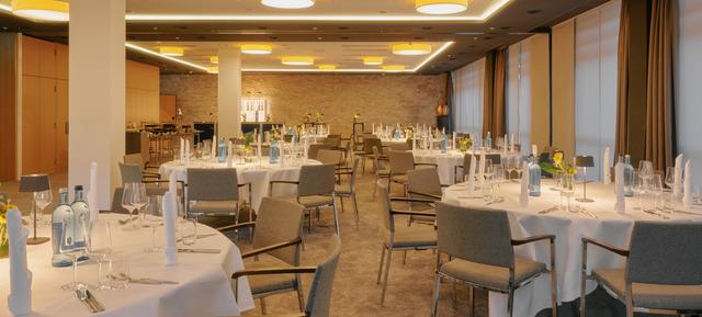 Lufthansa Seeheim in Darmstadt / Umland 10