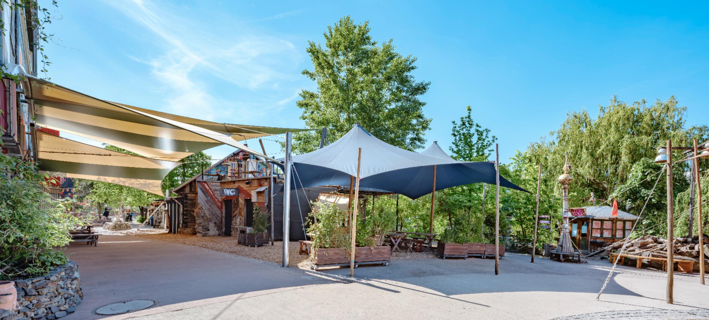 Säälchen auf dem Holzmarkt 8